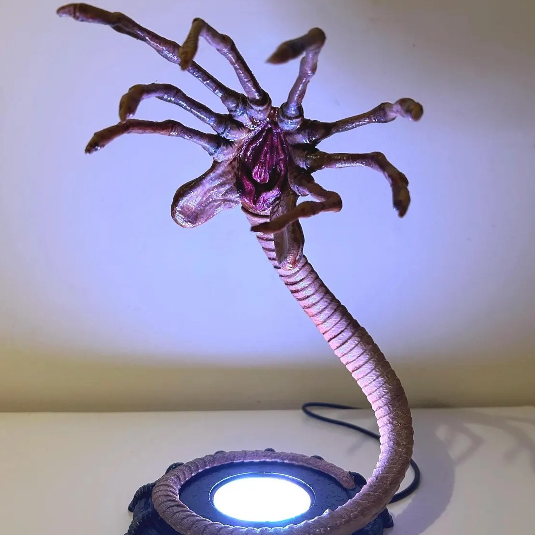 Neon Sign Party - Alien Facehugger Lamp Nightlight, Flashing Halloween